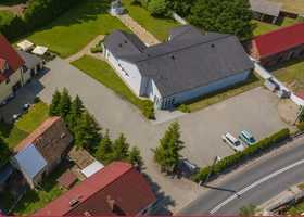 Zdjęcie parkingu Parking Via Villa - lotnisko Zielona Góra-Babimost (IEG) przy lotnisku